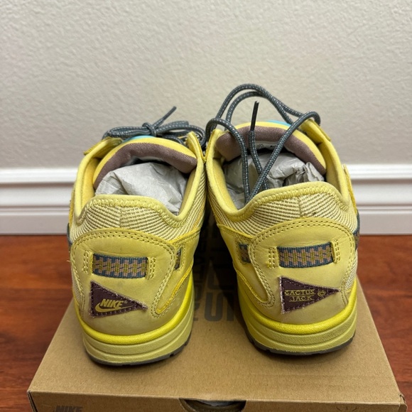 Nike Air Max 1 Travis Scott Cactus Jack Saturn Gold Size 10.5 - Picture 4 of 6